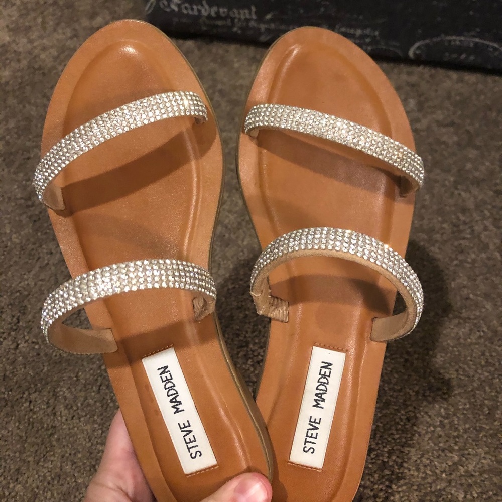 Like new Steve Madden rhinestone sandals